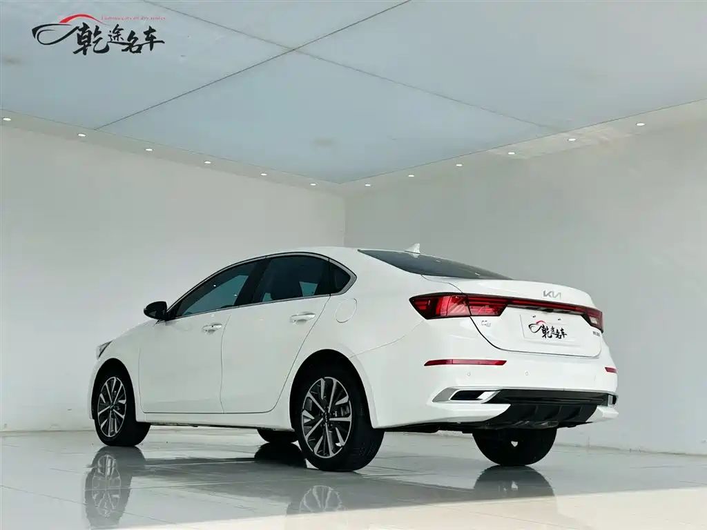 Kia K3 2021 1.5L CVT Refreshed Edition фото 5