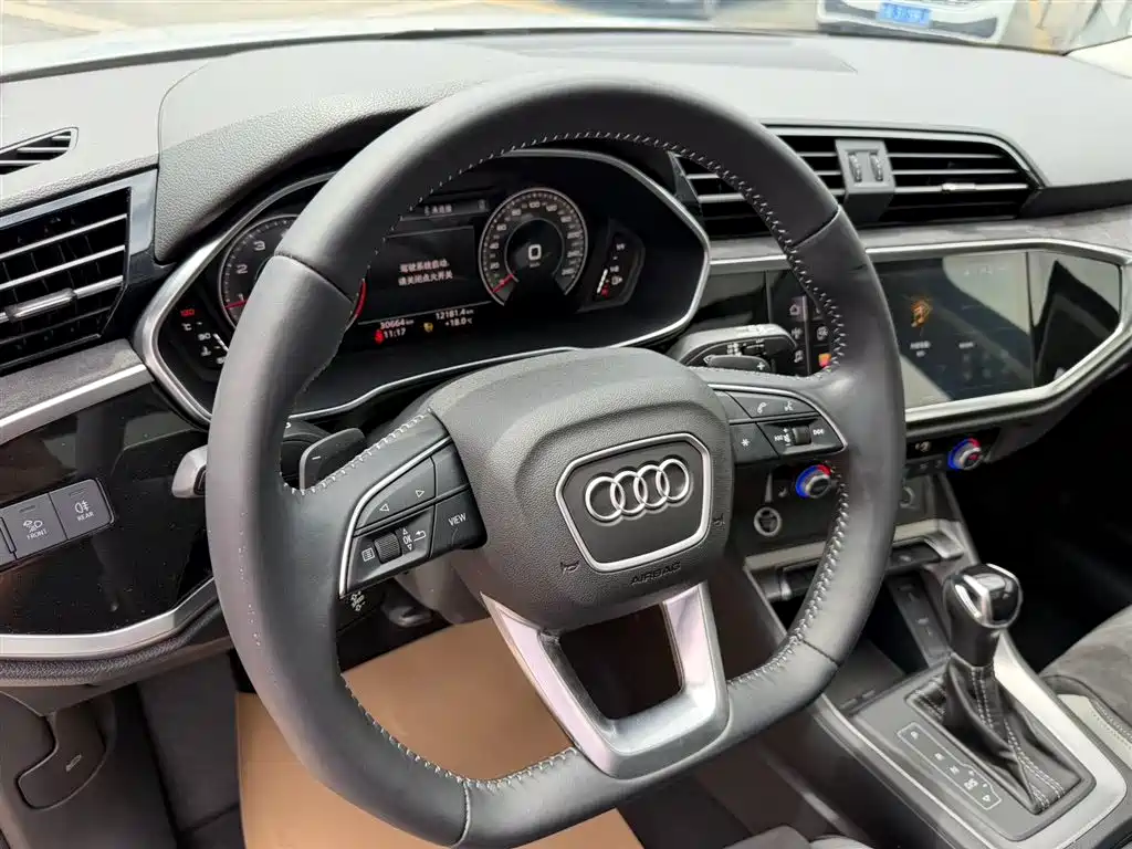 Audi Q3 2022 35 TFSI Fashion Dynamic фото 7