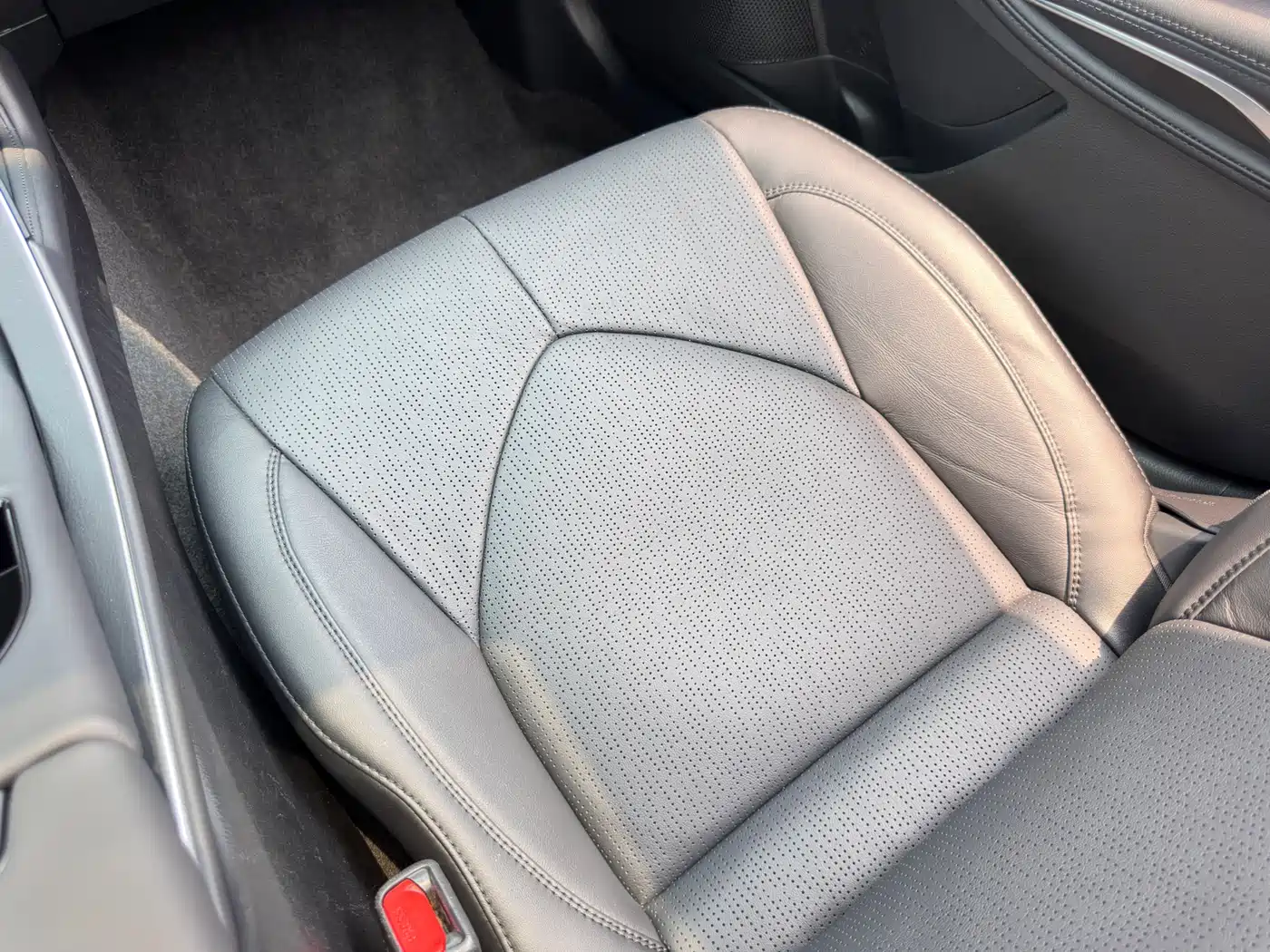 Toyota Avalon 2019 2.0L Luxury Edition (China VI) фото 20