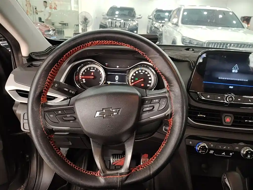 Chevrolet Volando 2018 Redline 530T Auto Premium Edition (5+2 seater) China V фото 7