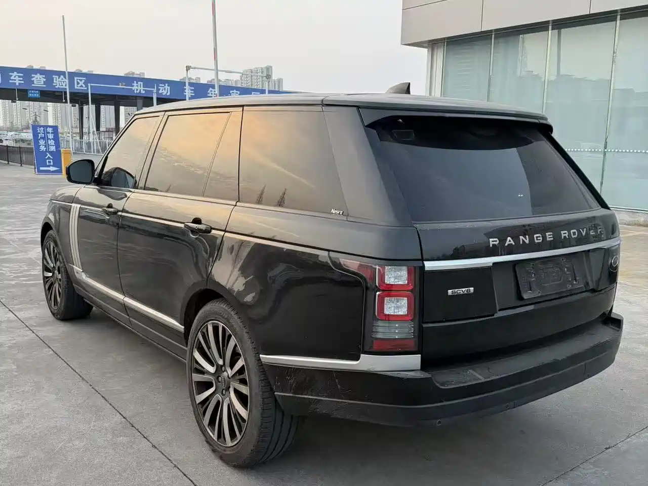 Land Rover Range Rover 2016 3.0 SC V6 Vogue LWB фото 8