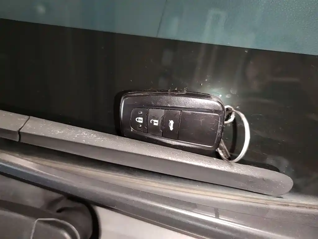 Toyota Corolla 2021 TNGA 1.5L CVT Elite CARE Edition фото 9