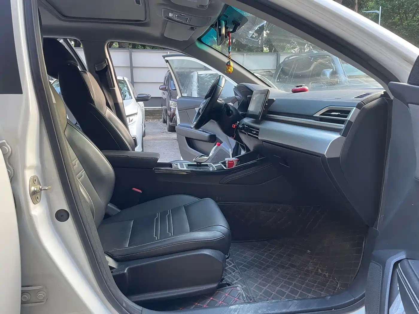 BYD Qin New Energy 2020 2019 Long Range Luxury Edition