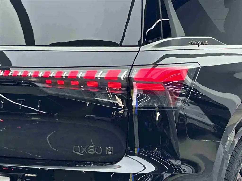 Infiniti QX80 2025 Autograph фото 20