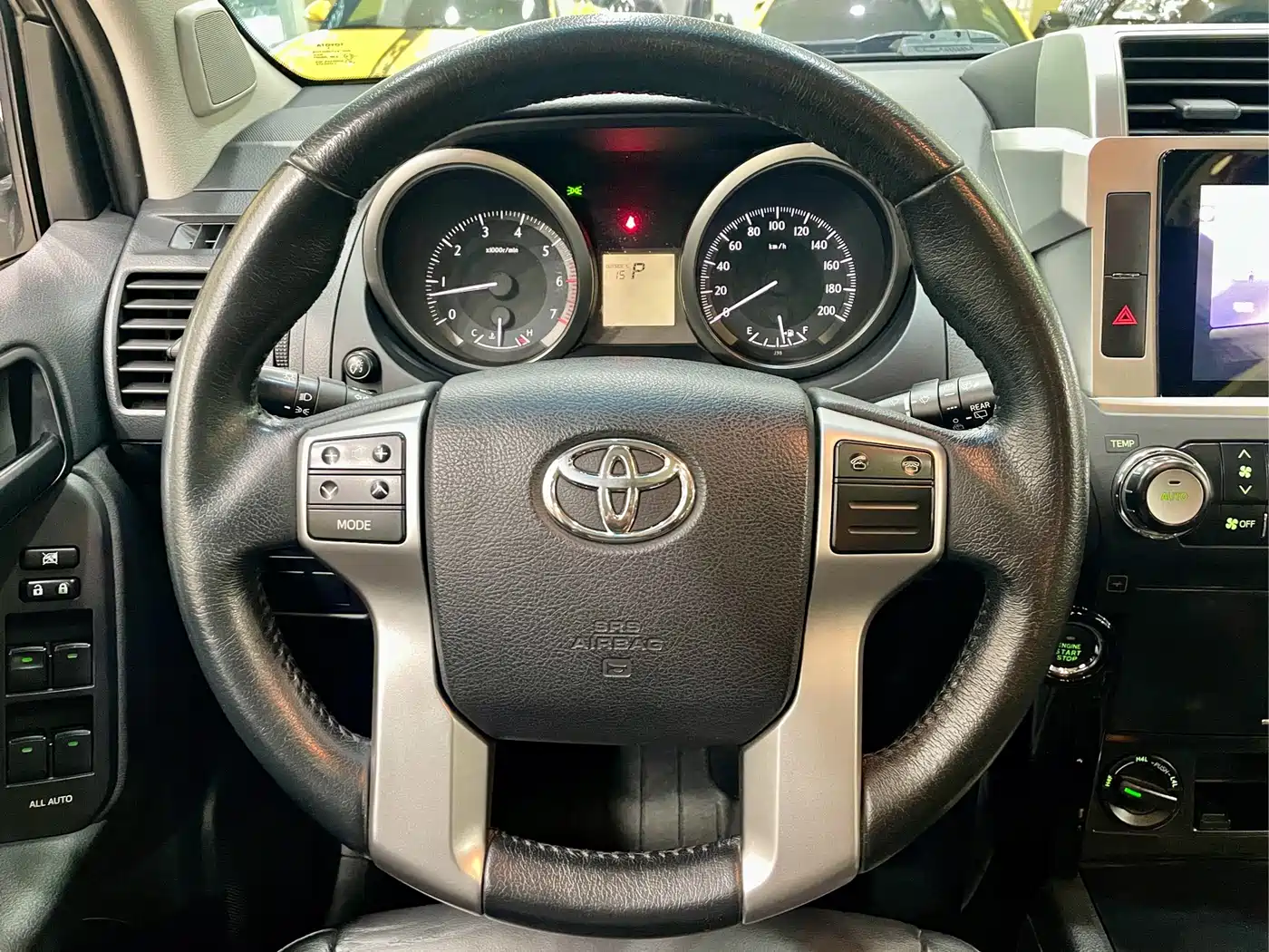 Toyota Prado (Import) 2015 2014 2.7L Automatic Standard Edition