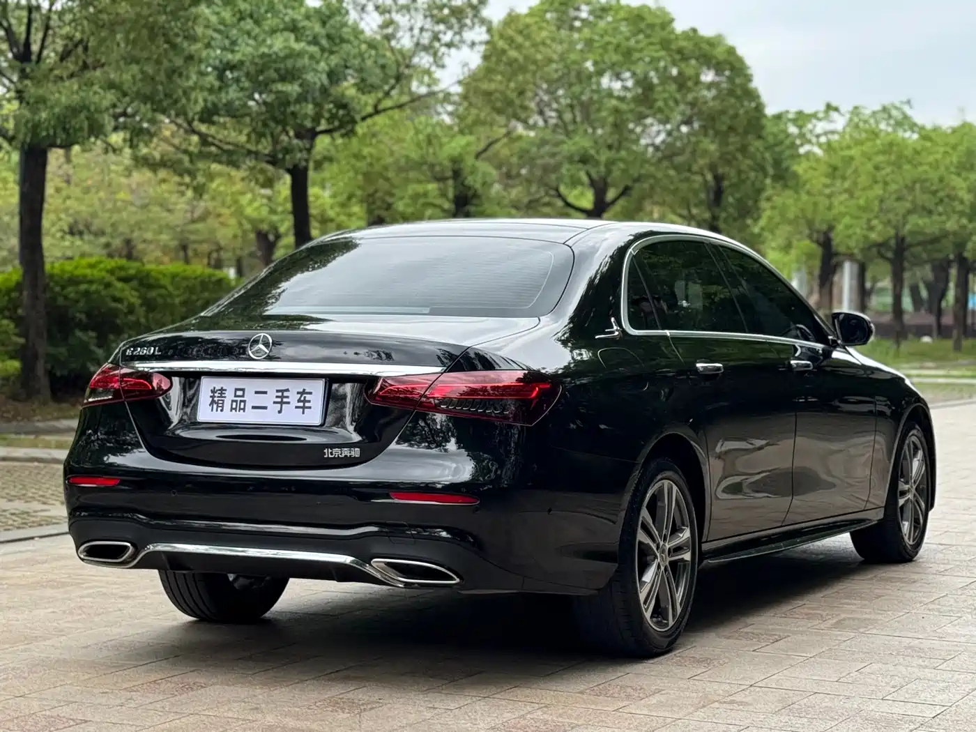 MERCEDES-BENZ E CLASS