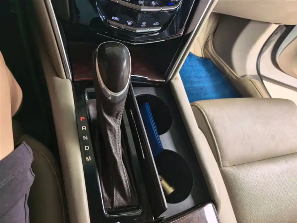Cadillac XTS 2016 28T Technology фото 14