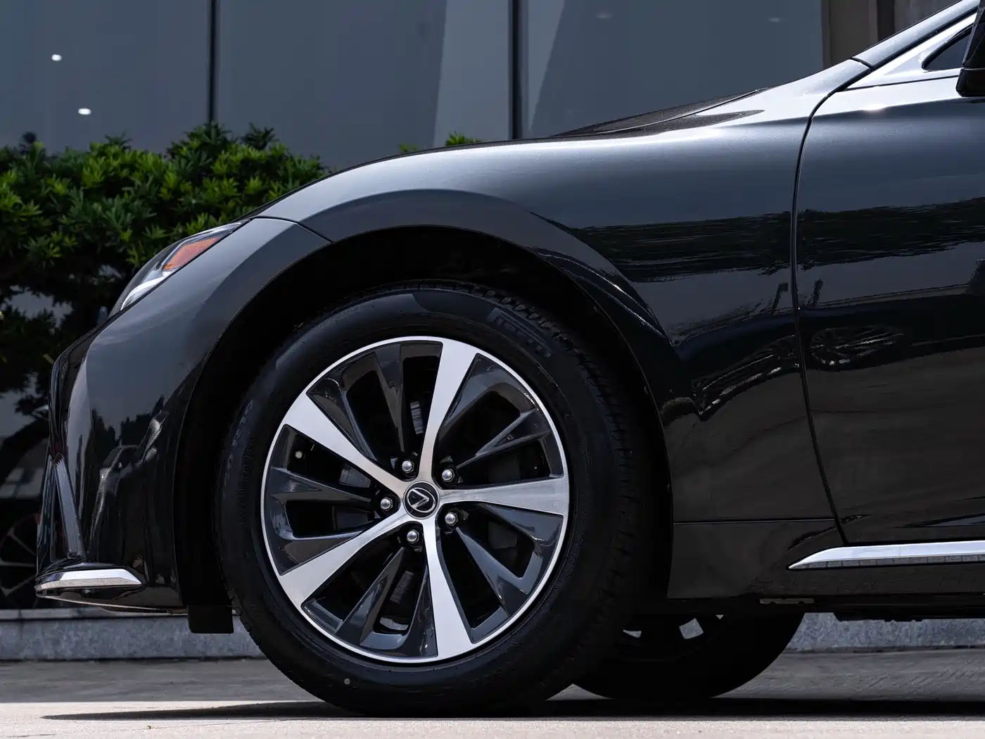 Lexus LS 2021 500h Excellence Edition фото 8