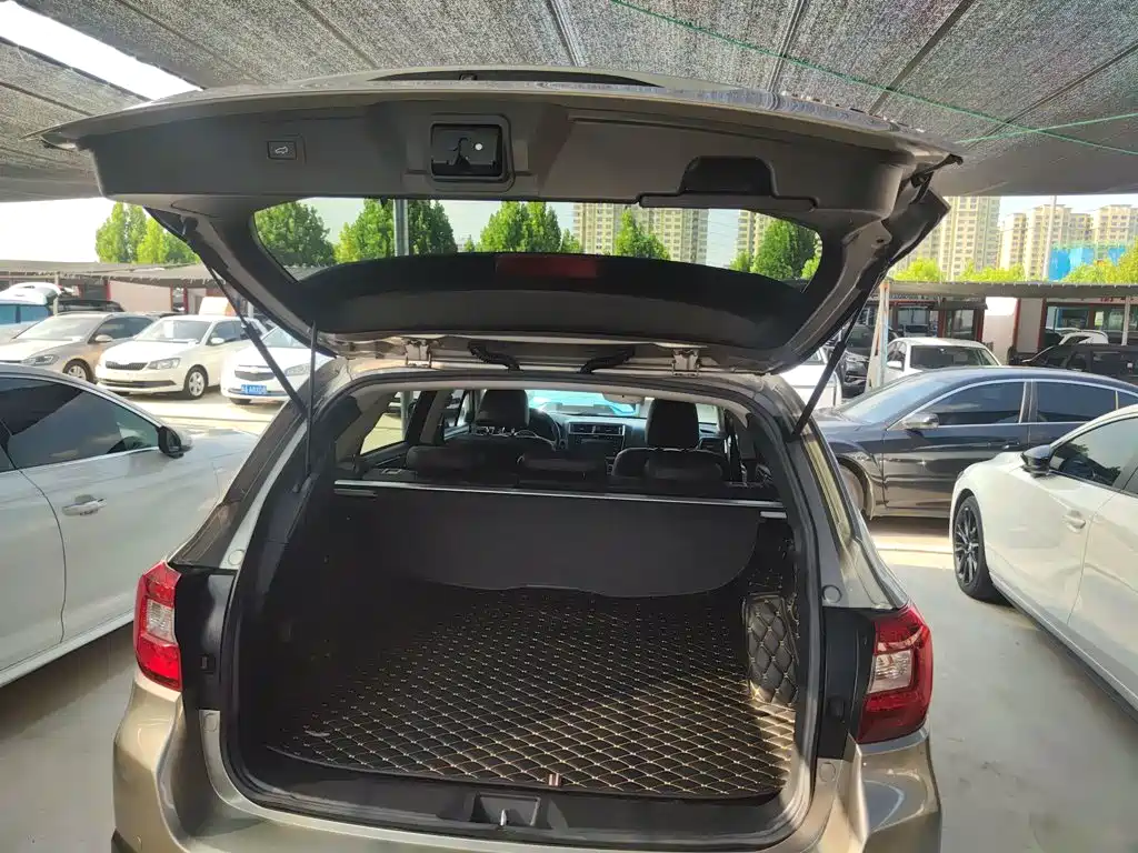 Subaru Outback 2016 2016 2.5i Luxury Navigation Edition
