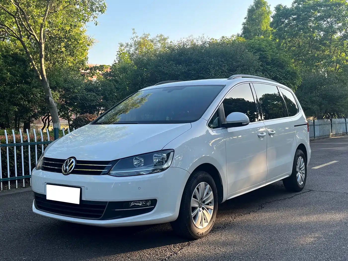Volkswagen Sharan 2014 2.0TSI Standard