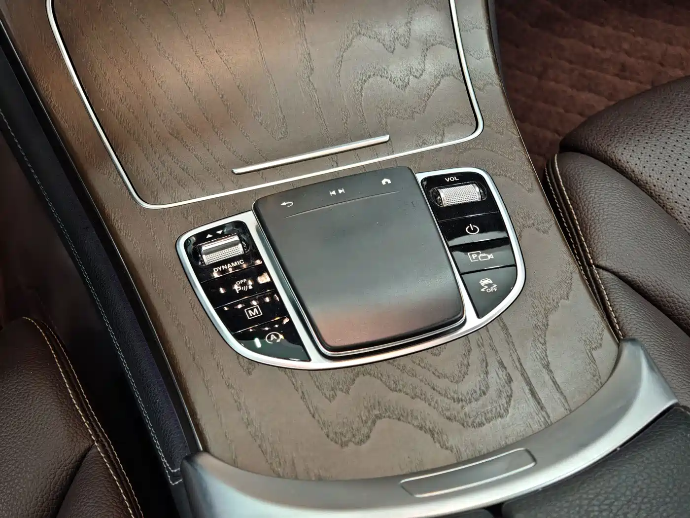 Mercedes-Benz GLC 2022 Model GLC 300 L 4MATIC Dynamic Edition фото 11