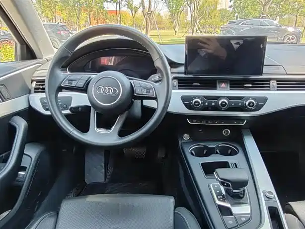 Audi A4L 2020 40 TFSI Fashion Dynamic Edition фото 6