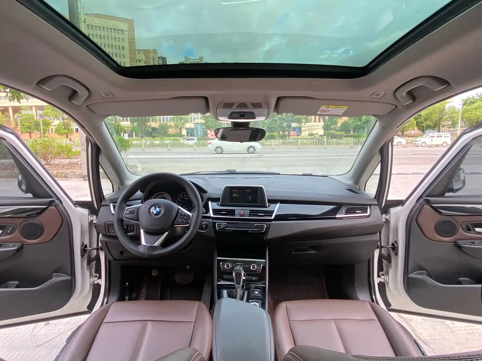 Фото 5 - BMW 2 Series Touring