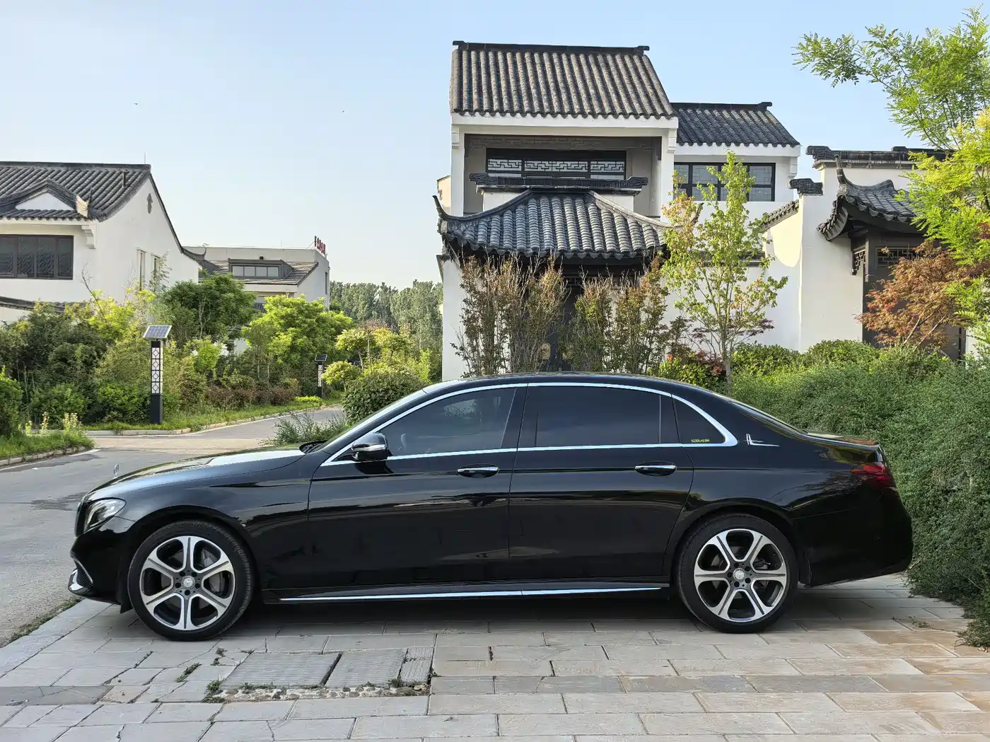 Mercedes-Benz E-Class 2016 E 300 L Sport Fashion Type фото 7