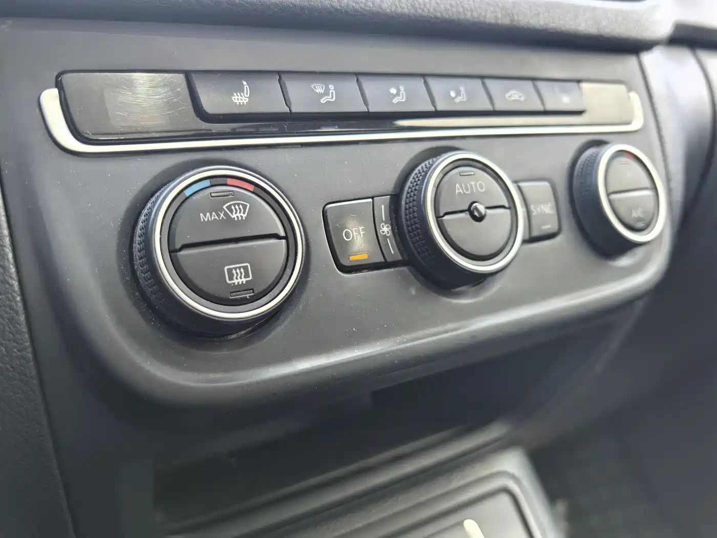 Volkswagen Tiguan 2015 1.8TSI Automatic 2WD Highline фото 11