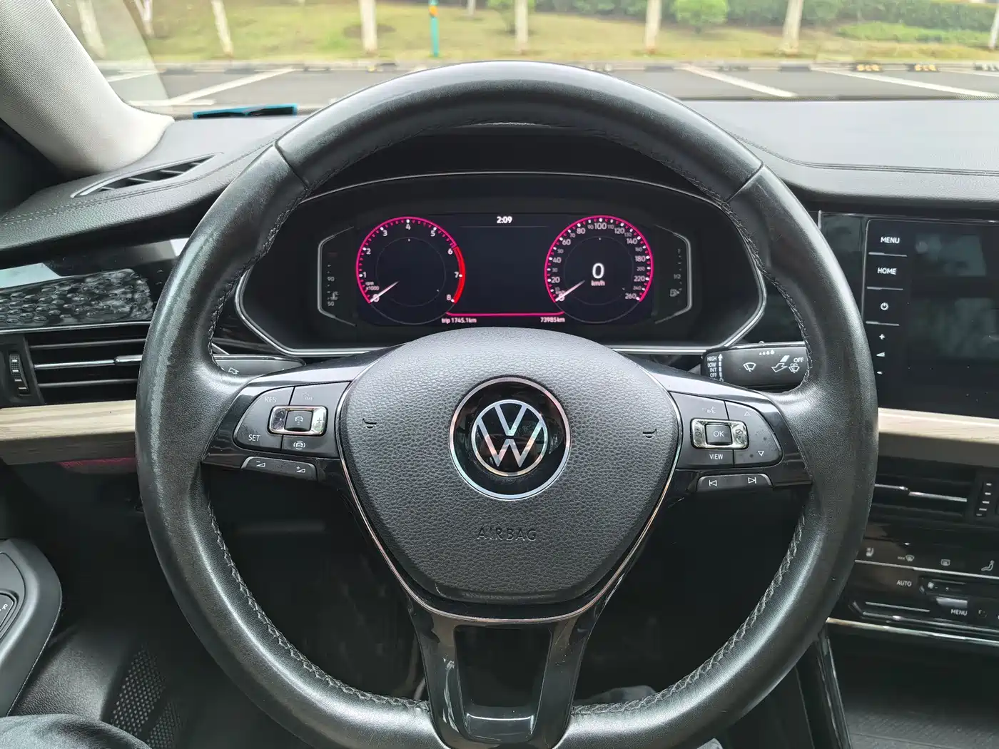 Volkswagen Passat 2021 Model 330TSI Luxury Edition фото 18