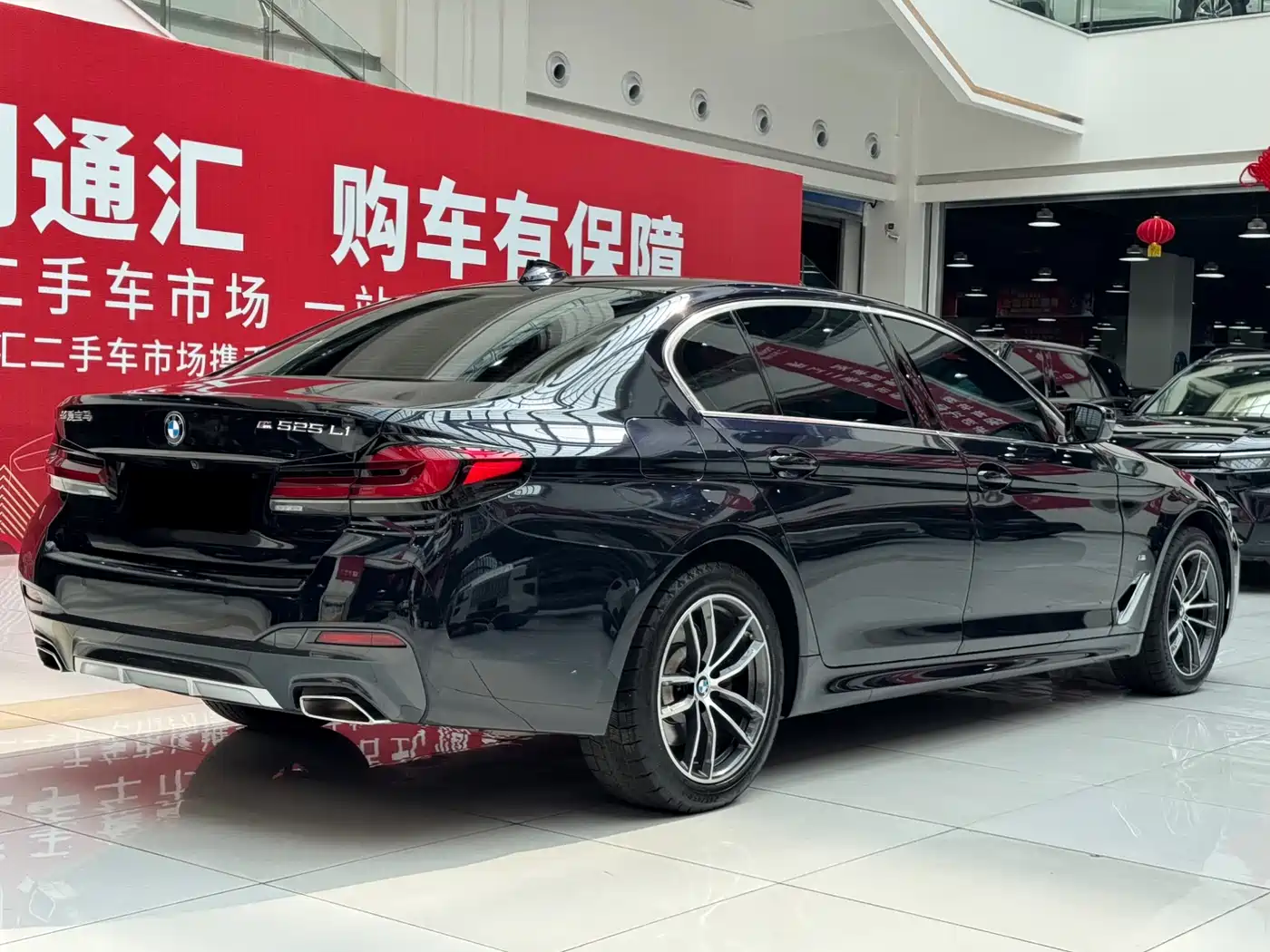 BMW 5 Series 2022 Model Second Facelift 525Li M Sport Package фото 6