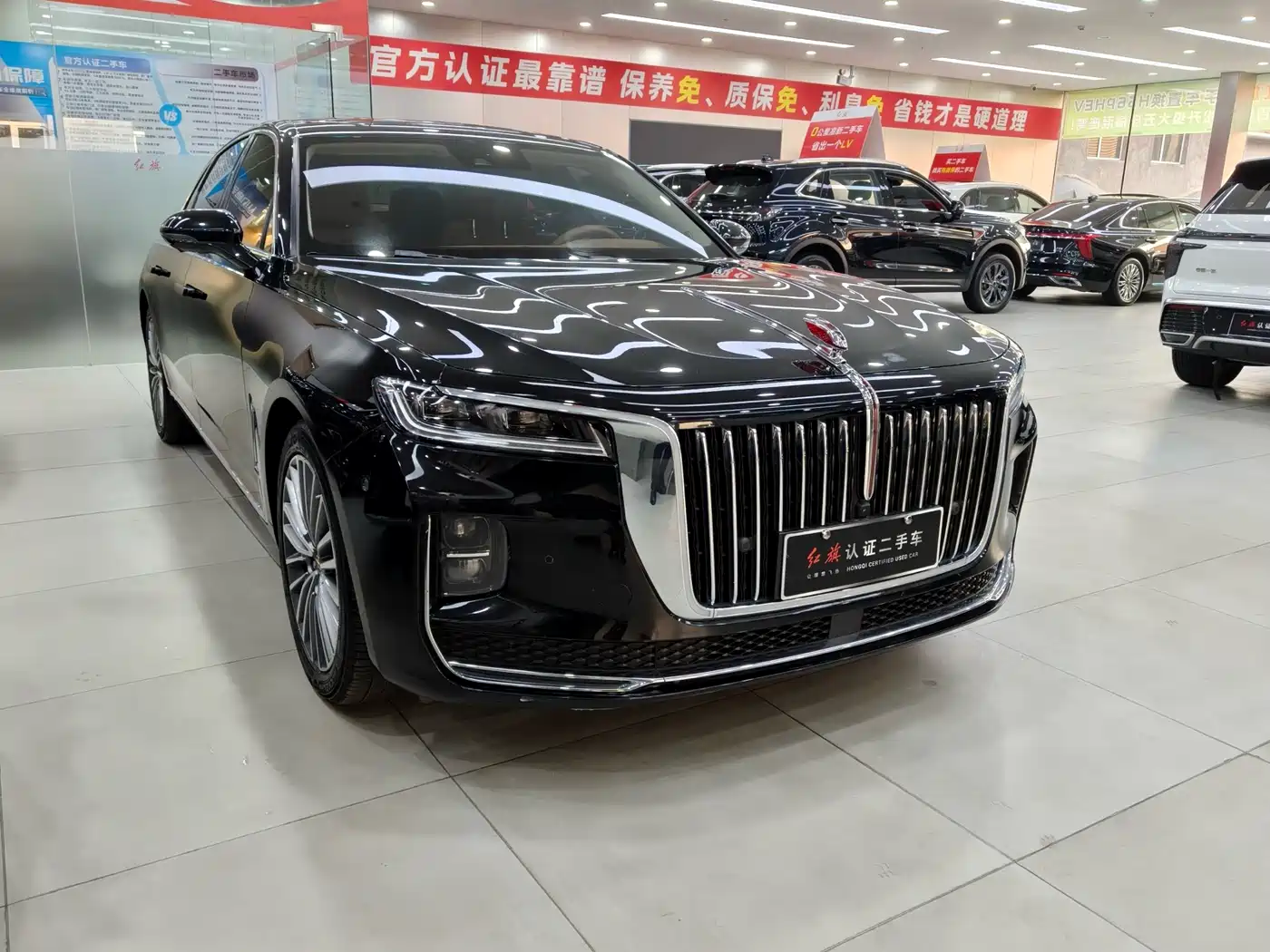 Hongqi H9 2020 2.0T Smart Connection Qi Chang Edition фото 3