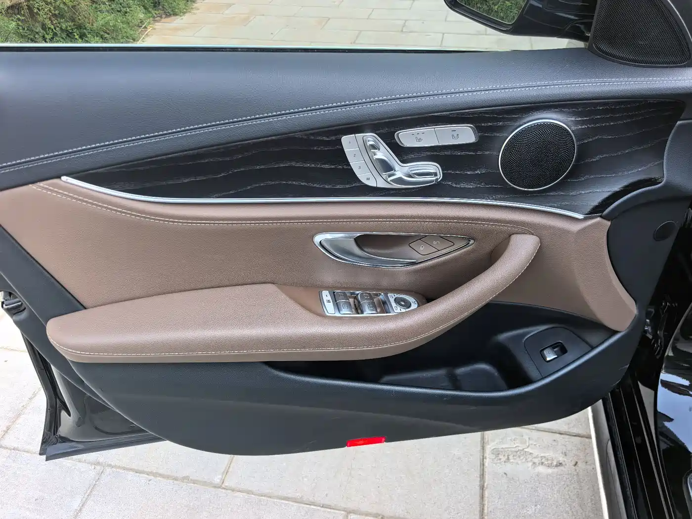 Mercedes-Benz E-Class 2016 E 300 L Sport Fashion Type фото 12