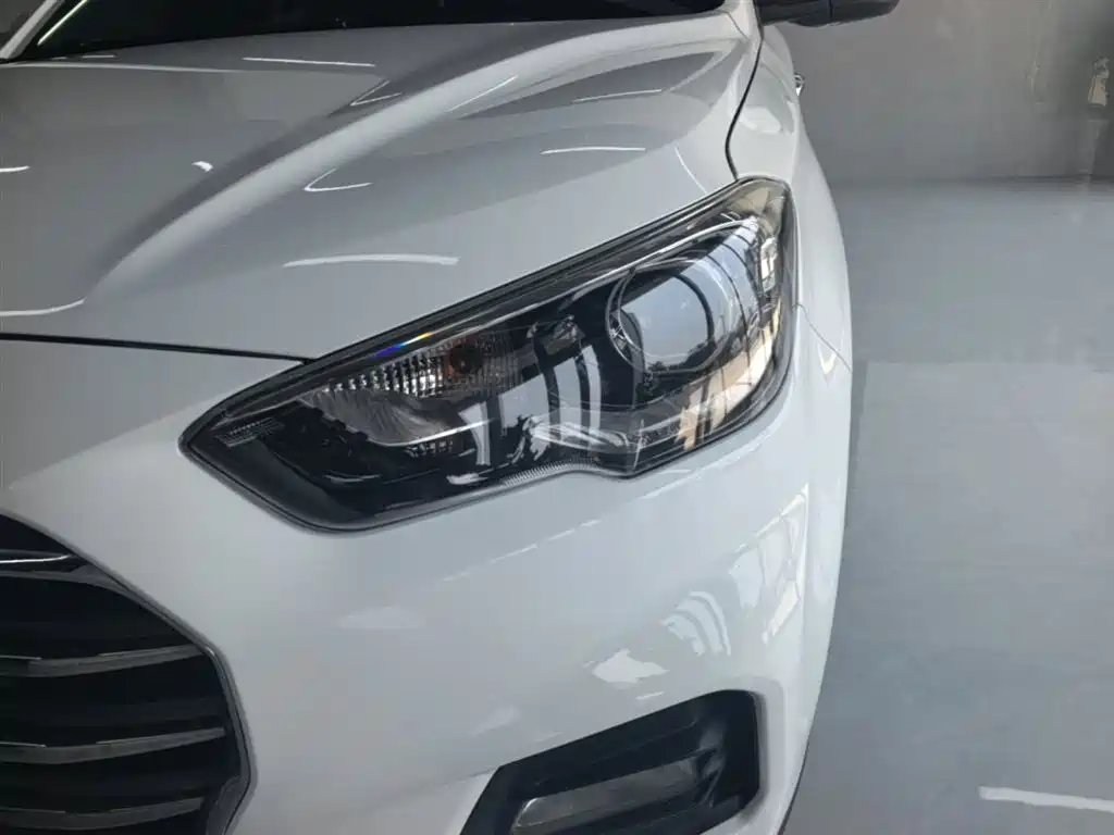 Hyundai Beijing Hyundai ix35 2019 2.0L Automatic 2WD Zhiyong·Enjoy China V фото 24
