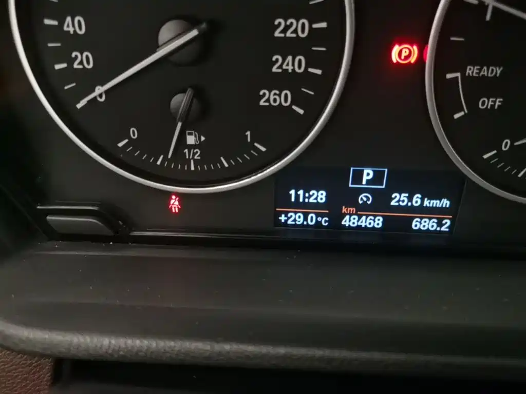 BMW X1 2016 sDrive18Li Luxury Model фото 19