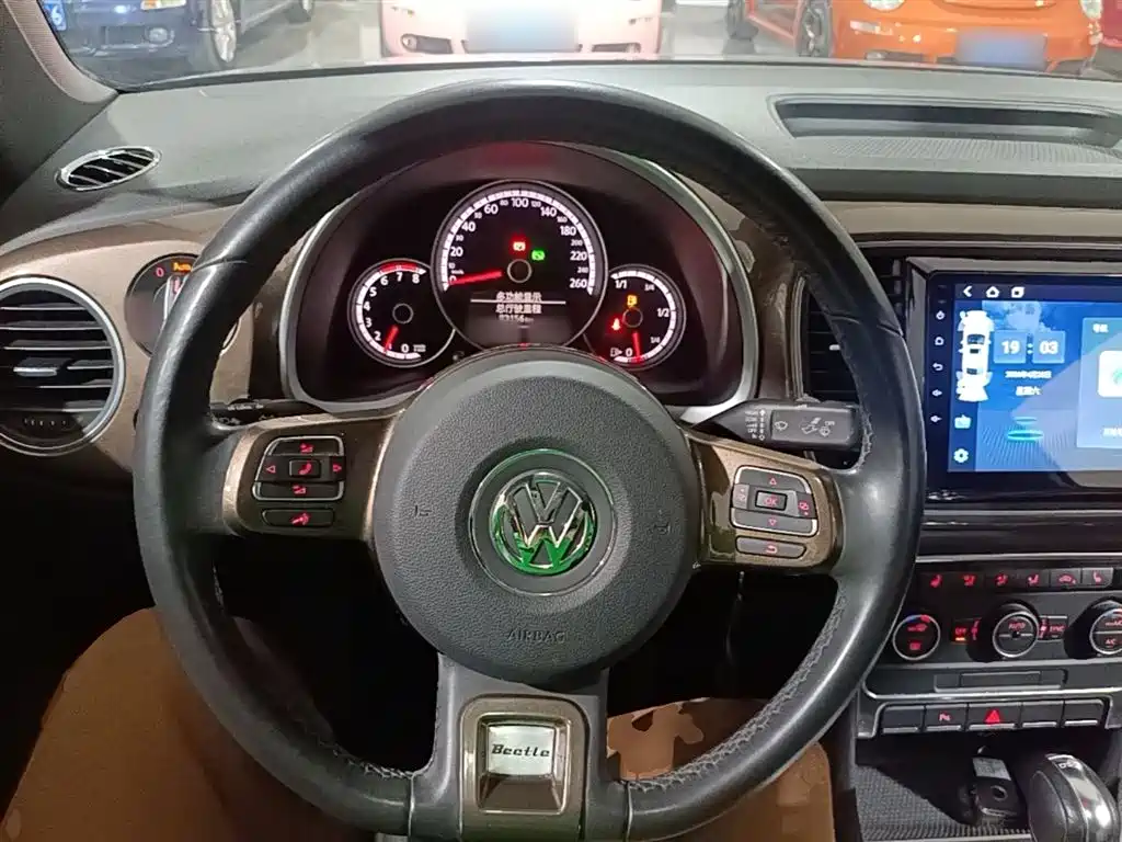 Volkswagen Beetle 2015 280TSI фото 11