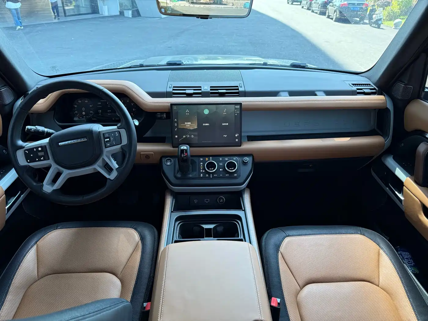 Land Rover Defender 2024 110 3.0T P400 X-DYNAMIC HSE фото 6