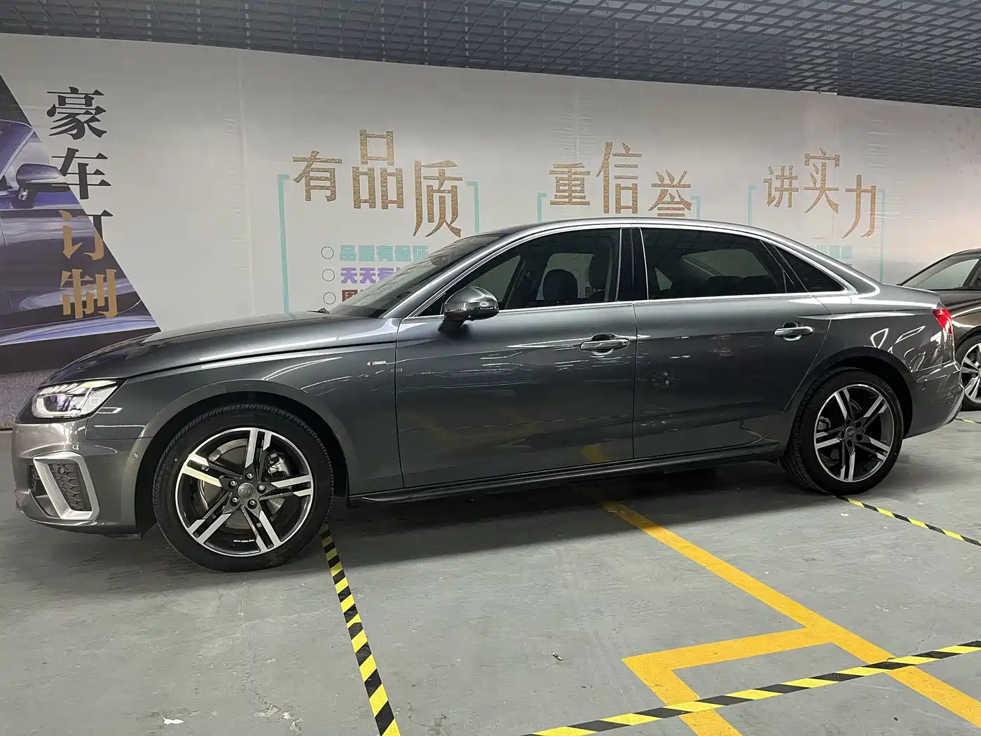 Audi A4L 2020 40 TFSI Luxury Dynamic фото 13