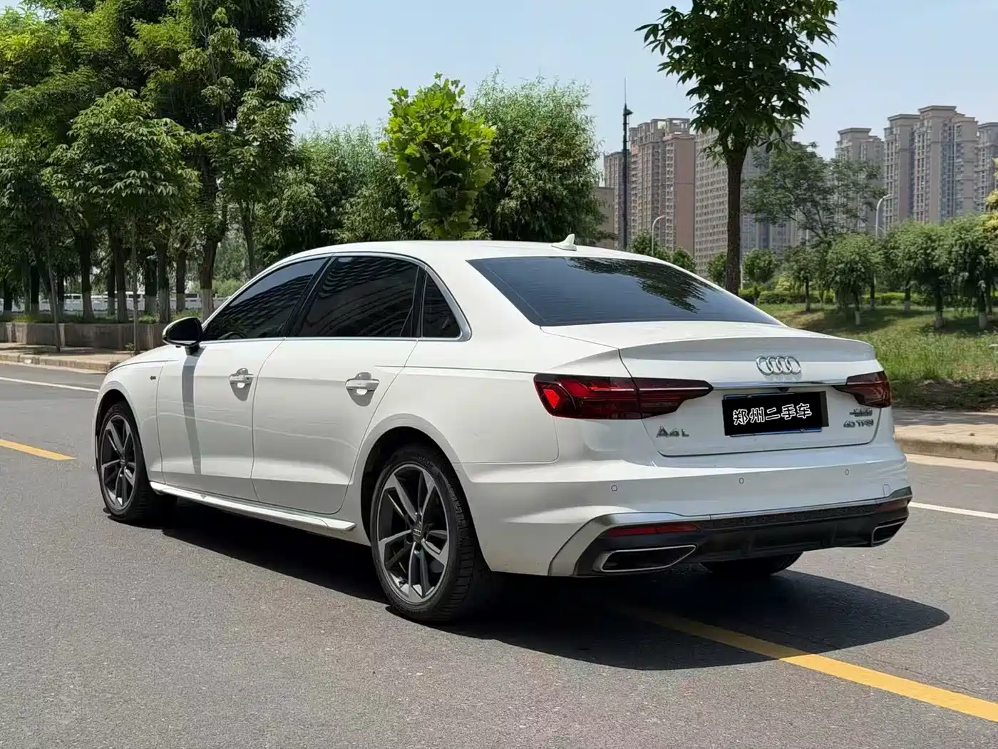 Audi A4L 2020 40 TFSI Fashion Dynamic Edition фото 17