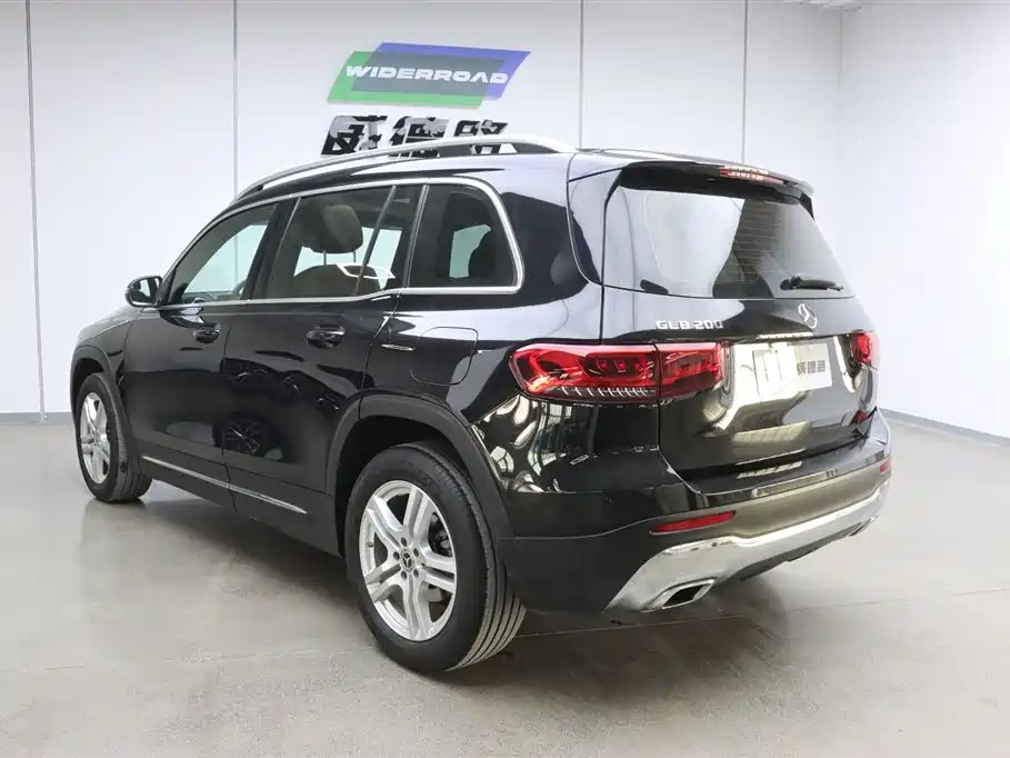 Mercedes-Benz GLB 2022 Model GLB 200 Dynamic Edition фото 4