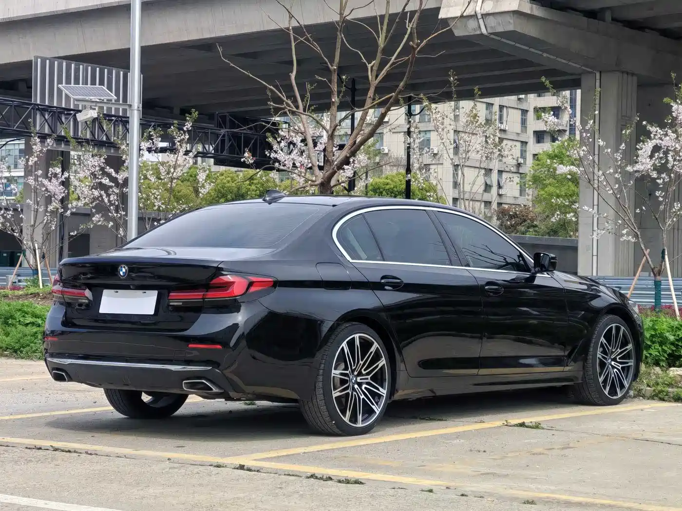 BMW 5 SERIES NEW ENERGY