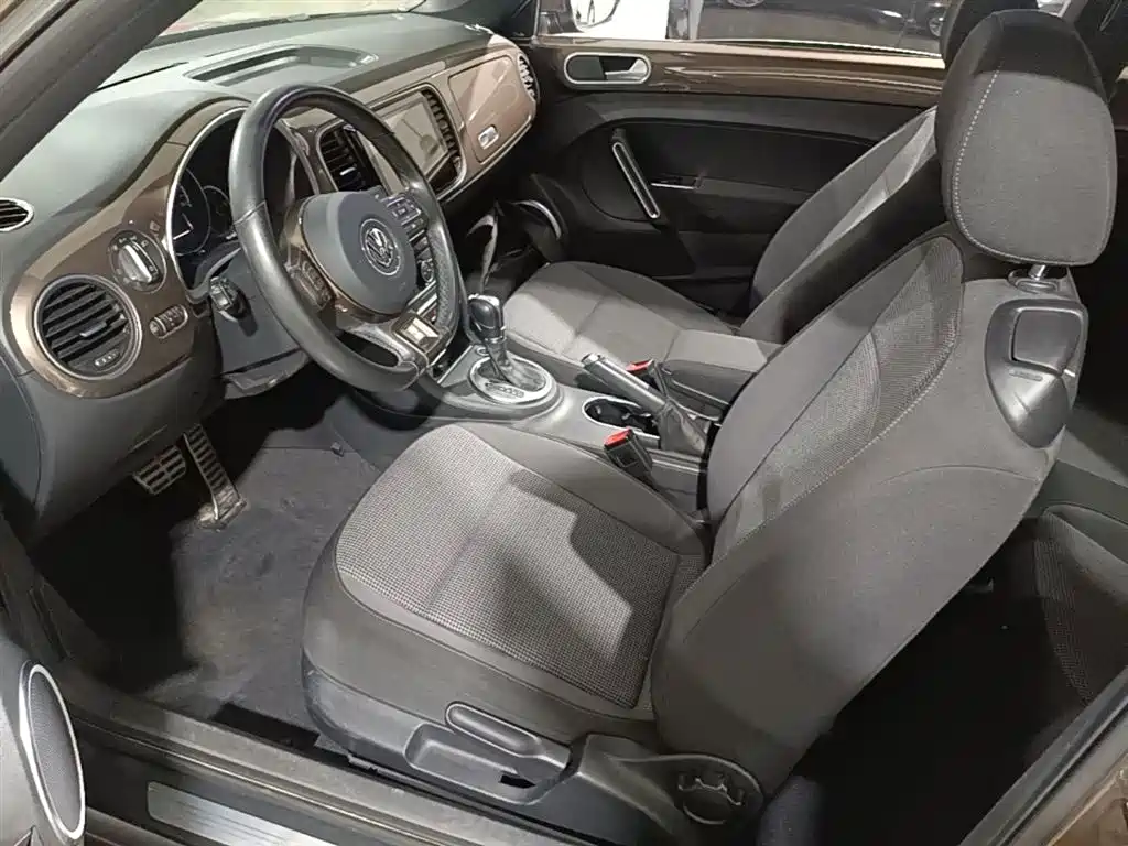 Volkswagen Beetle 2015 280TSI фото 15