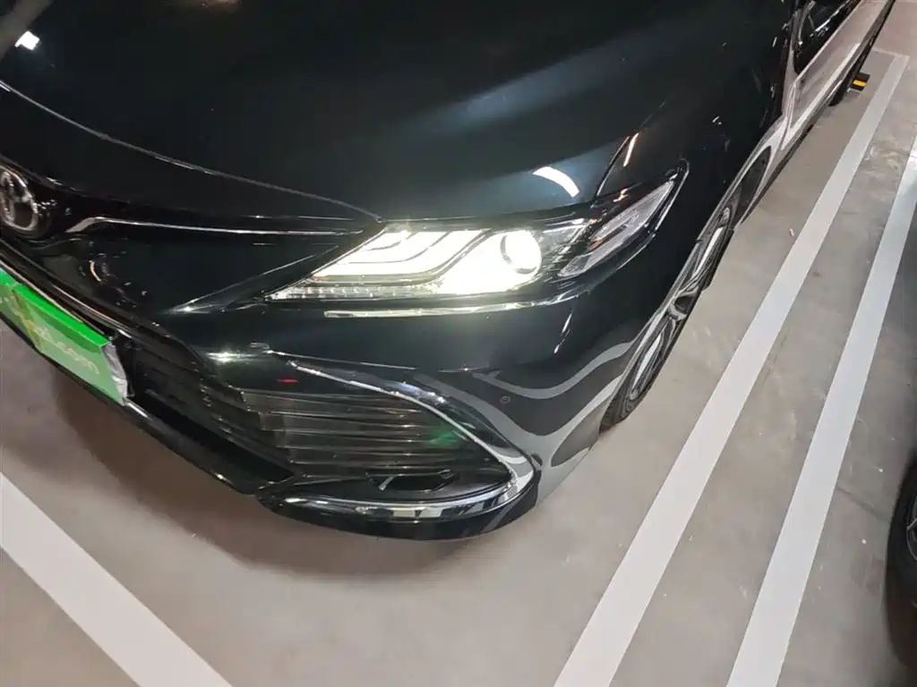 Toyota Camry 2021 2.5G Luxury Edition фото 23