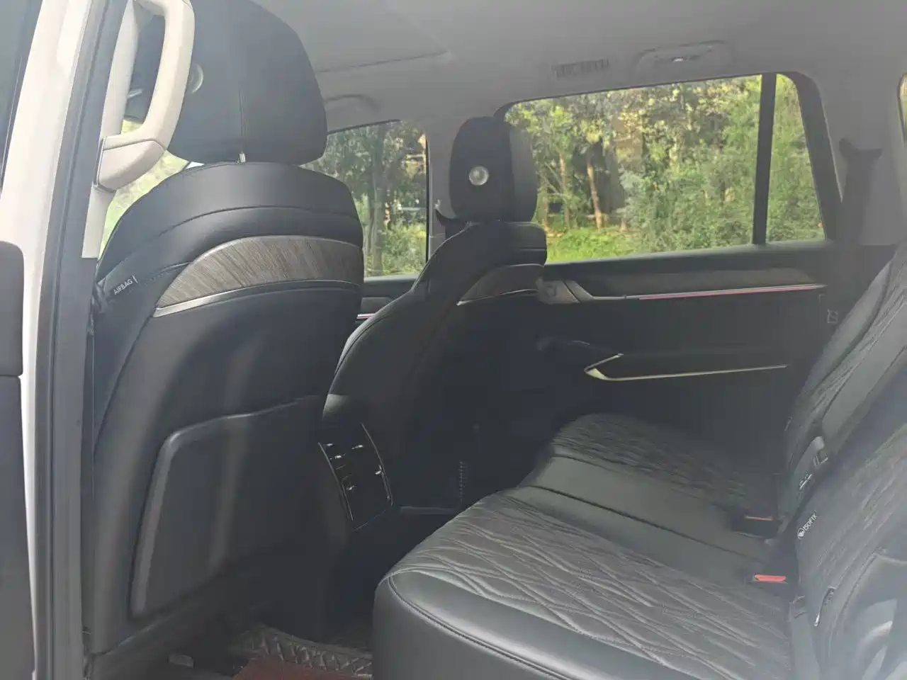 Tank 500 2022 3.0T Sport Edition Dengfeng 7-Seater фото 12