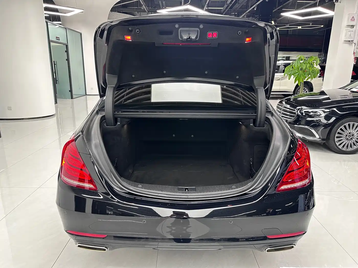 Mercedes-Benz S-Class 2014 S 320 L Luxury фото 18