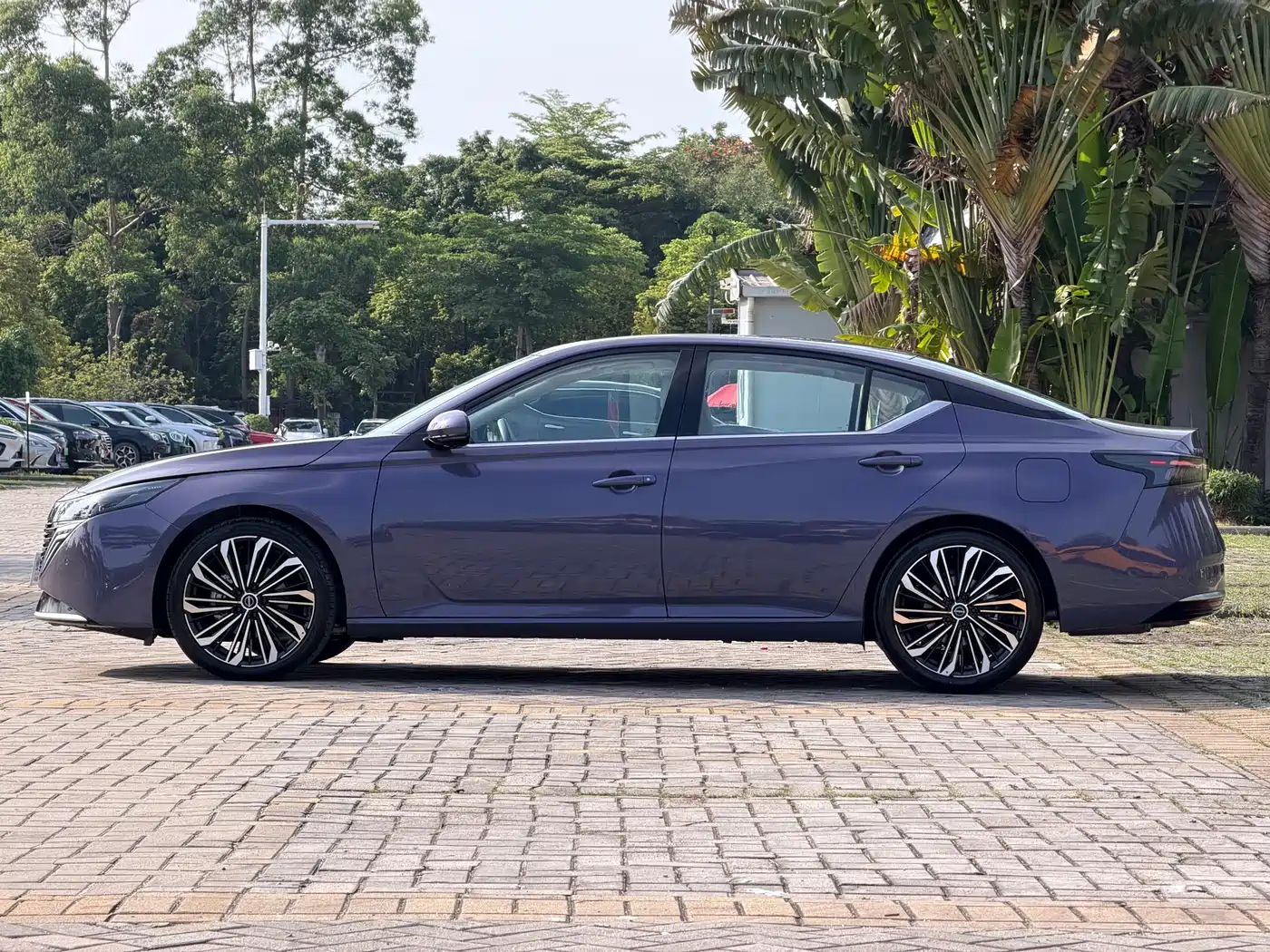 NISSAN TEANA