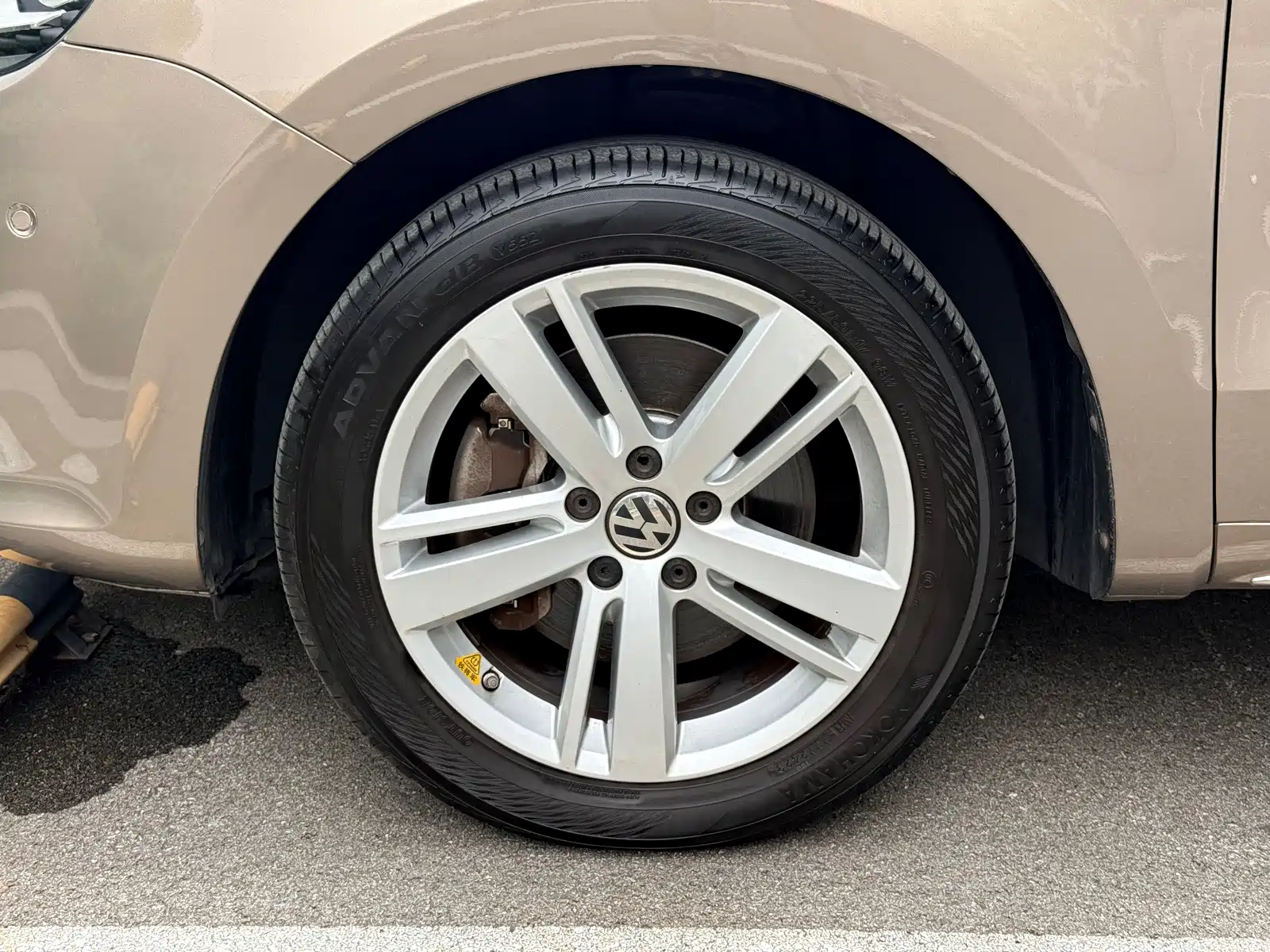 Фото 46 - Volkswagen Sharan