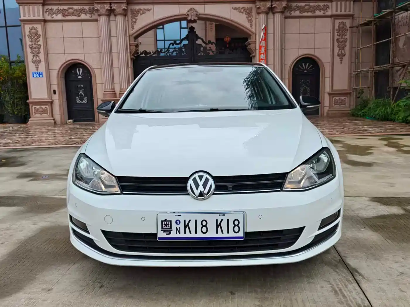 Volkswagen Golf 2017 230TSI Auto Comfort Millionth Anniversary Edition фото 2