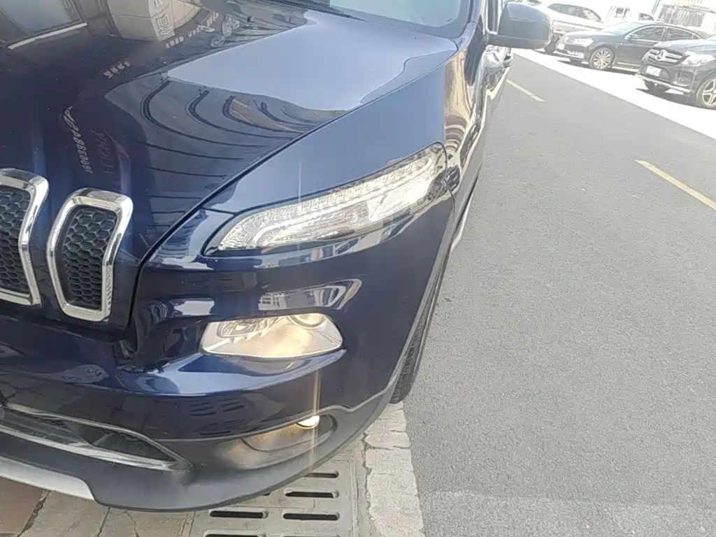 Jeep Cherokee 2018 2017 2.0L Superior Edition