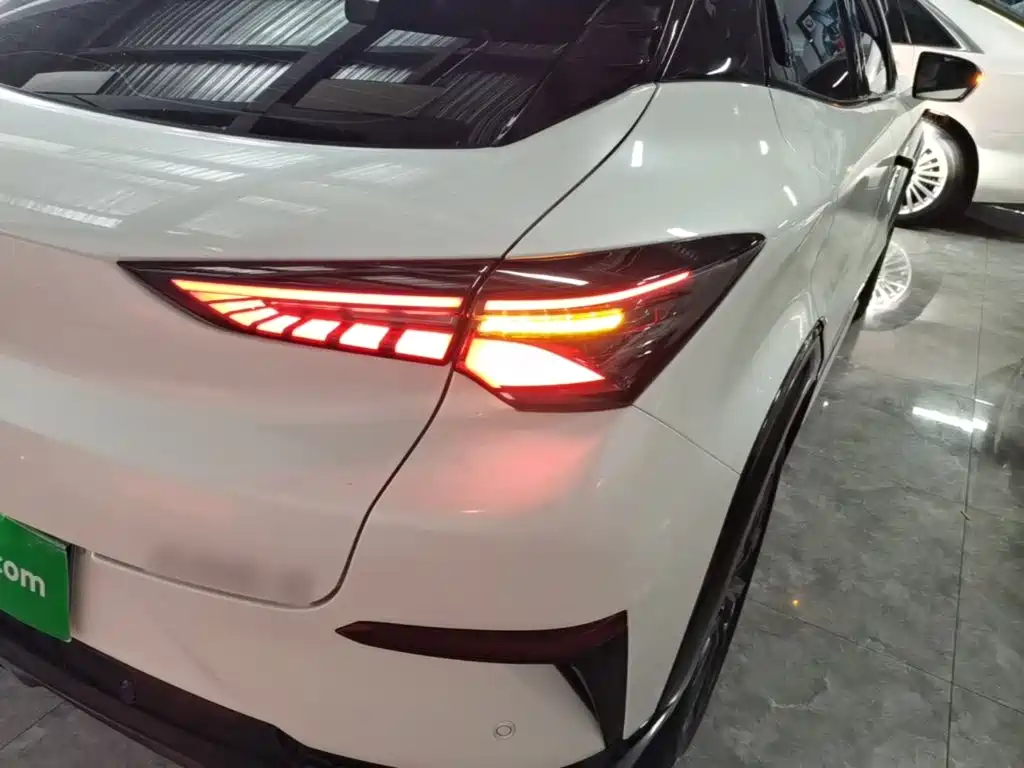 Фото 8 - Changan UNI-T