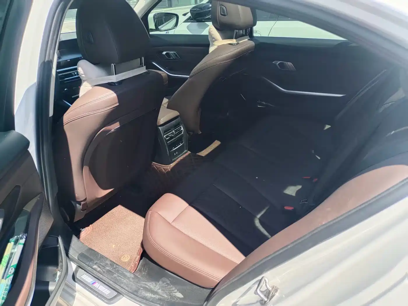 BMW 3 Series 2023 320Li M Sport Package фото 5
