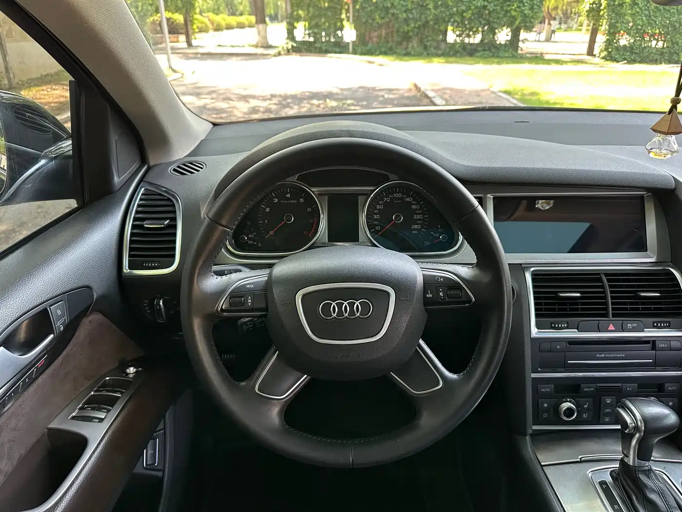 Audi Q7 2013 35 TFSI Comfort фото 37