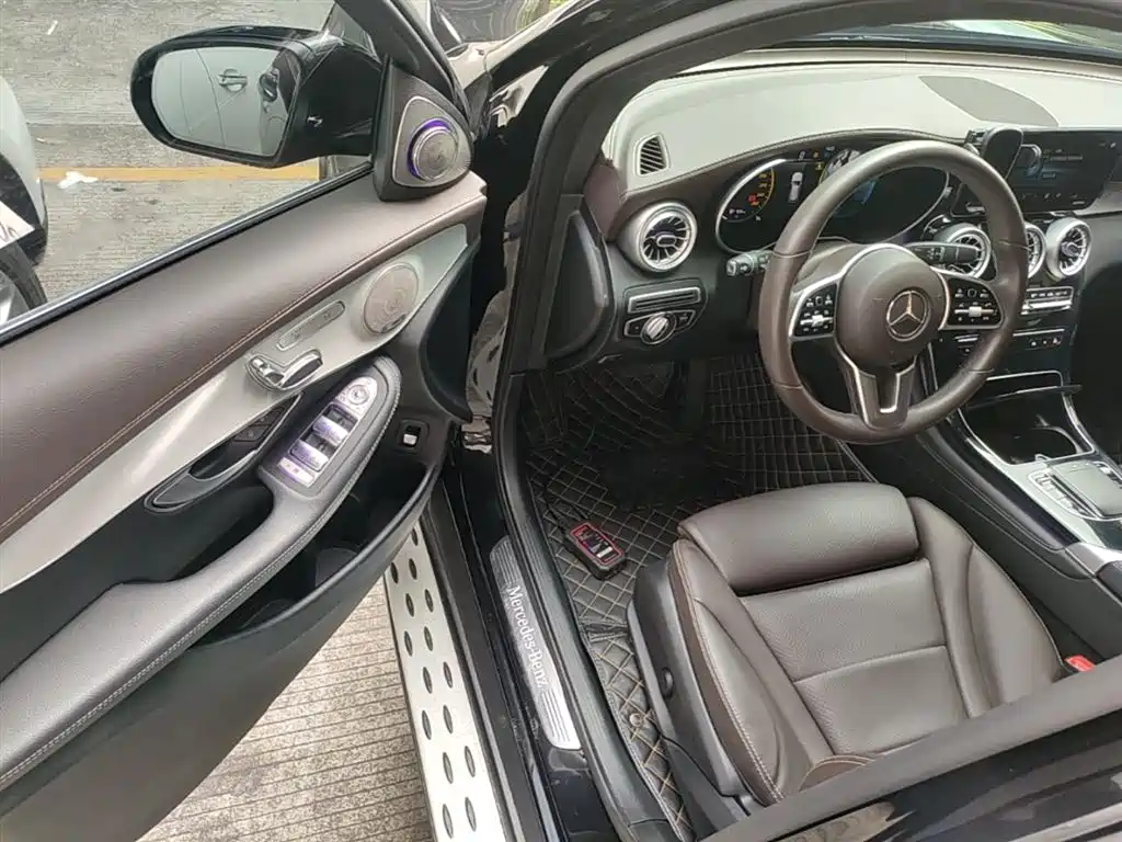 Mercedes-Benz GLC 2020 GLC 260 L 4MATIC Luxury фото 13