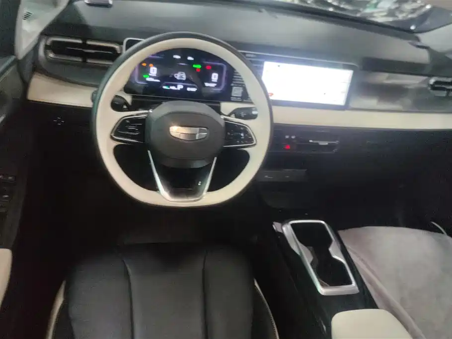 GEELY GEOMETRY E FIREFLY