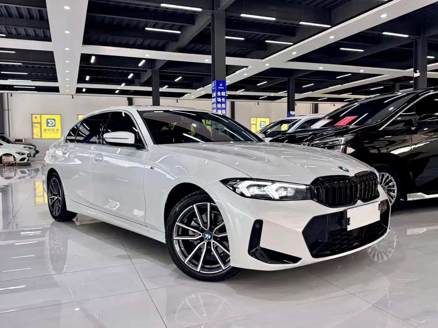 BMW 3-SERIES