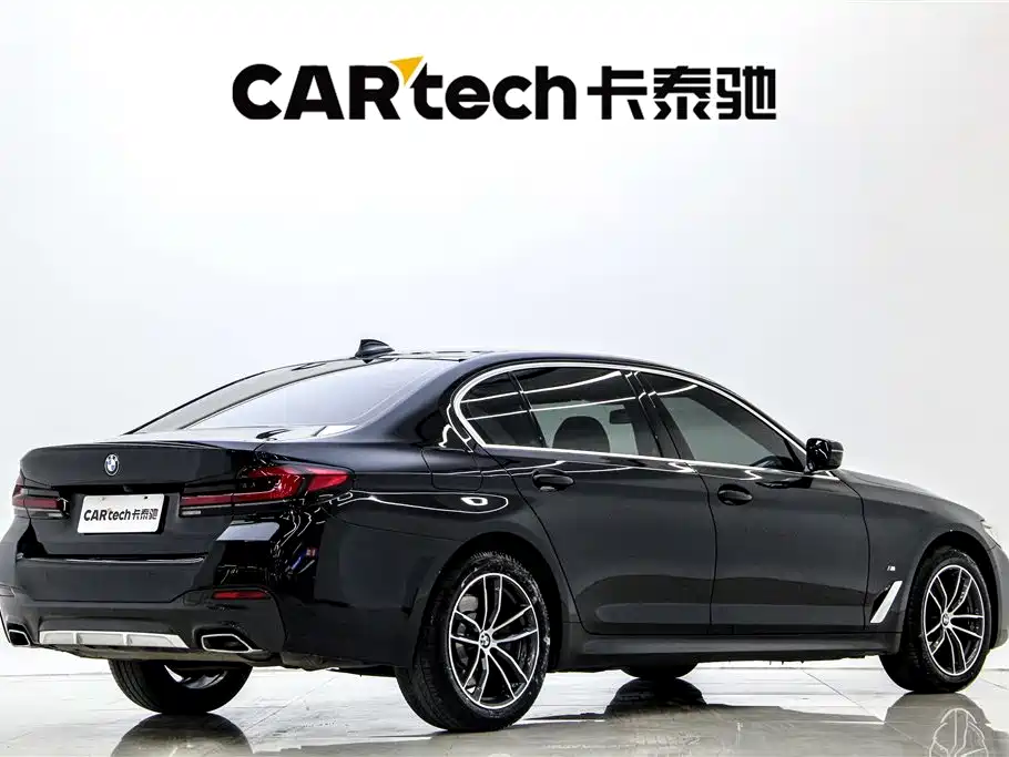 BMW 5 Series 2023 530Li Leading M Sport Package фото 12