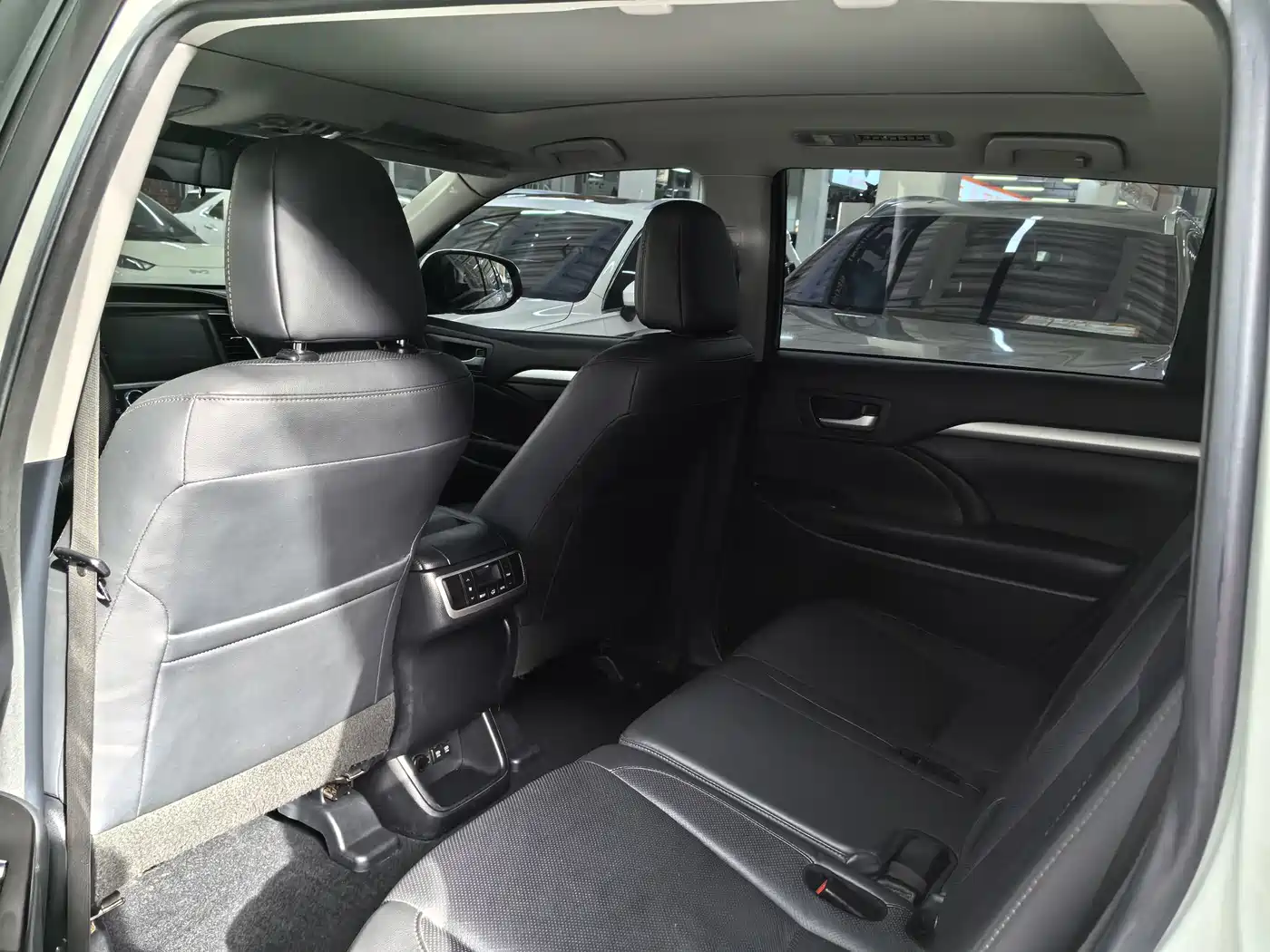 Toyota Highlander 2018 2.0T 4WD Luxury 7-seater (China V) фото 10