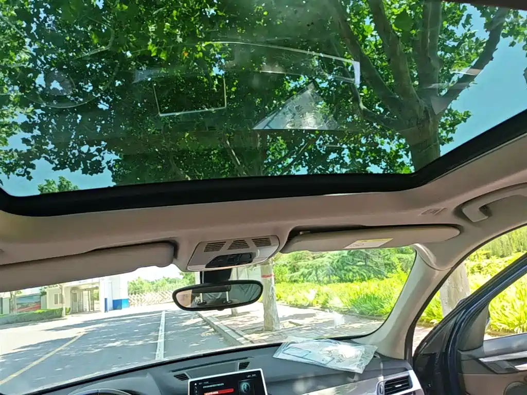 BMW X1 2019 xDrive20Li Premium Model фото 18