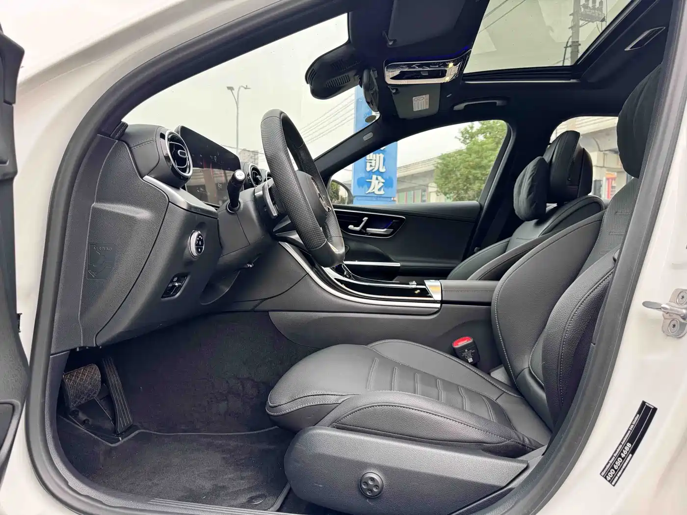 Mercedes-Benz C-Class 2024 Facelift C 260 L Sport фото 4