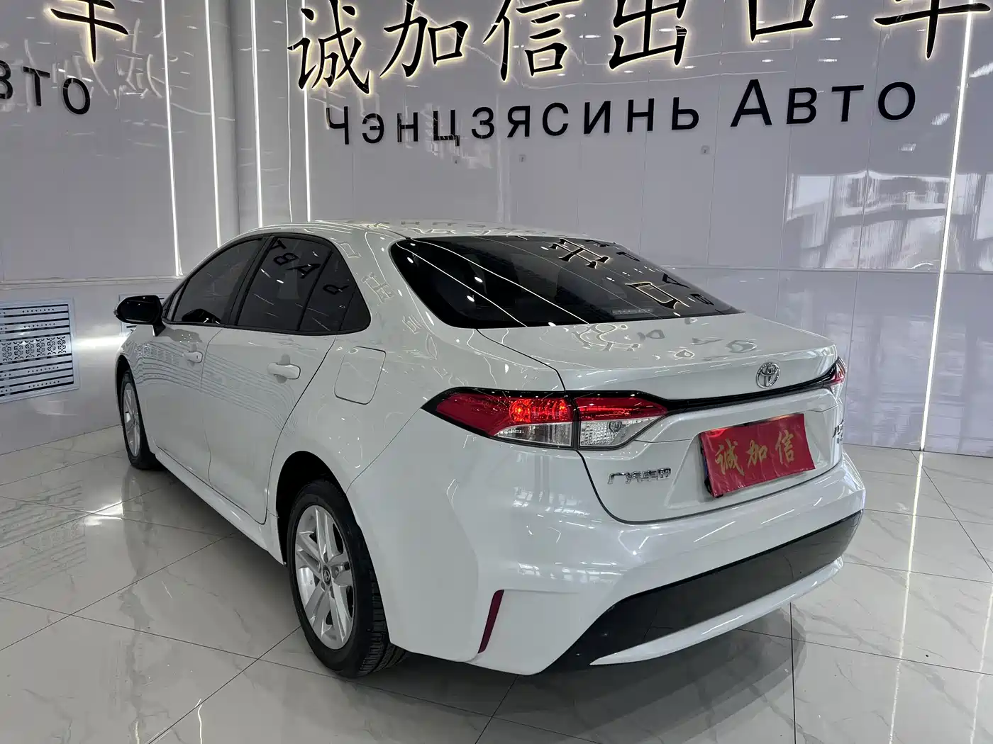 Toyota Levin 2022 185T CVT Luxury Edition фото 6